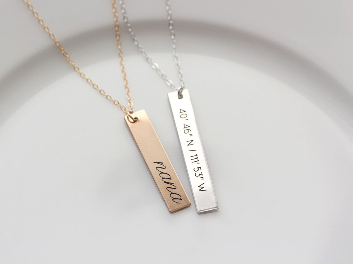 Nana bar deals necklace